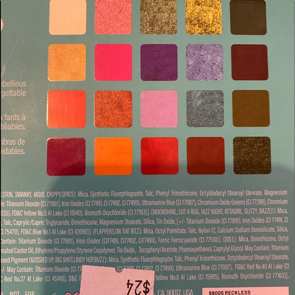 Eyeshadow - Picture 2 of 2